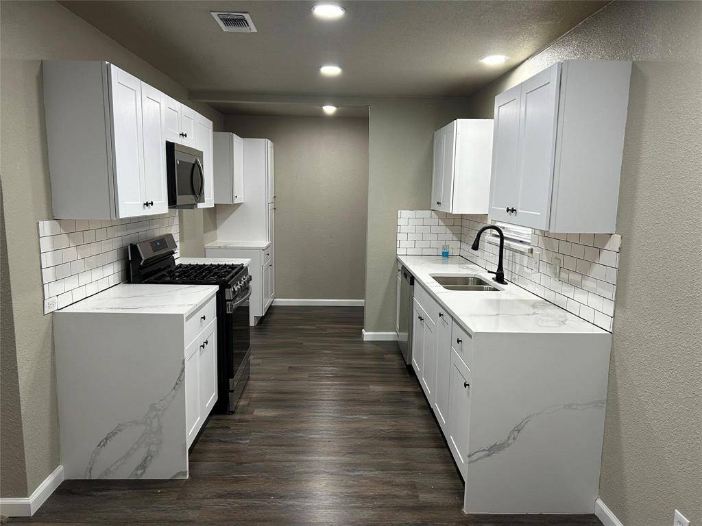 220 N Bernice Drive, Garland, TX 75042