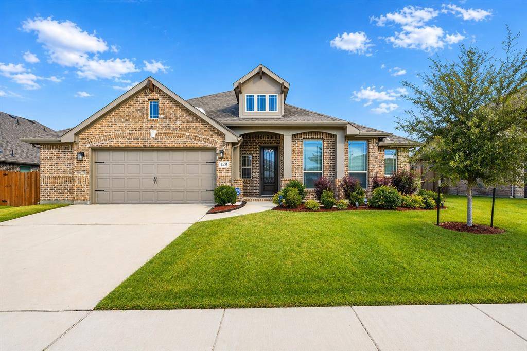 129 Fireberry Drive, Glenn Heights, TX 75154