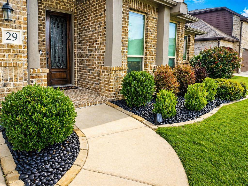 129 Fireberry Drive, Glenn Heights, TX 75154