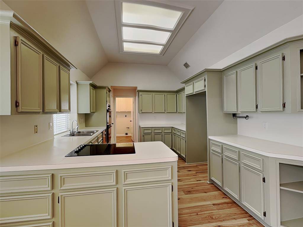 1313 Red Maple Drive, Carrollton, TX 75007