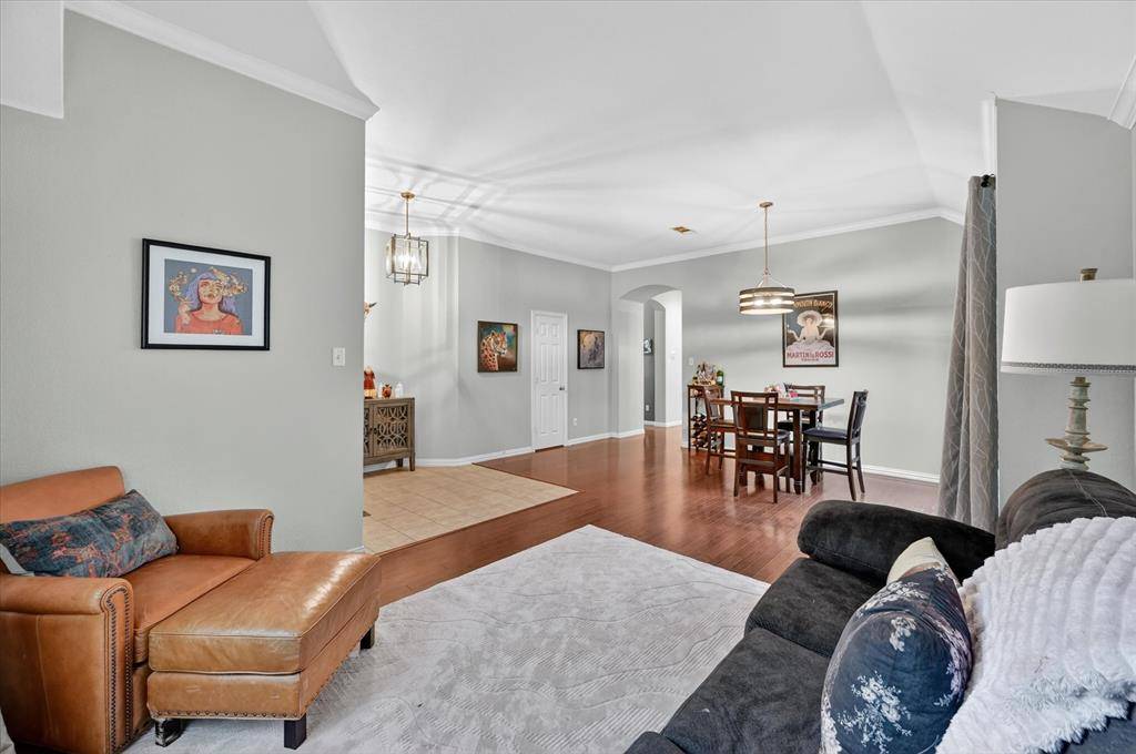 4533 Marguerite Lane, Fort Worth, TX 76123