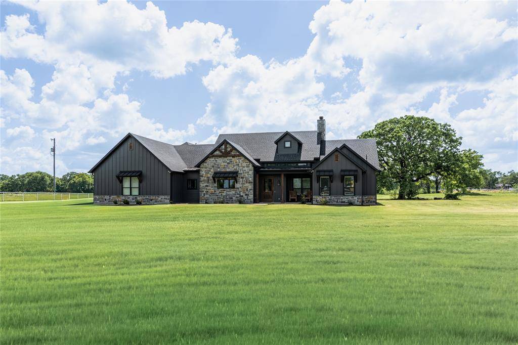 2667 VZ County Road 3208, Wills Point, TX 75169