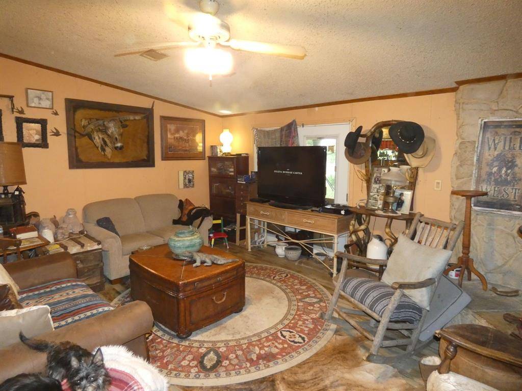 4944 County Road 3506, Quinlan, TX 75474