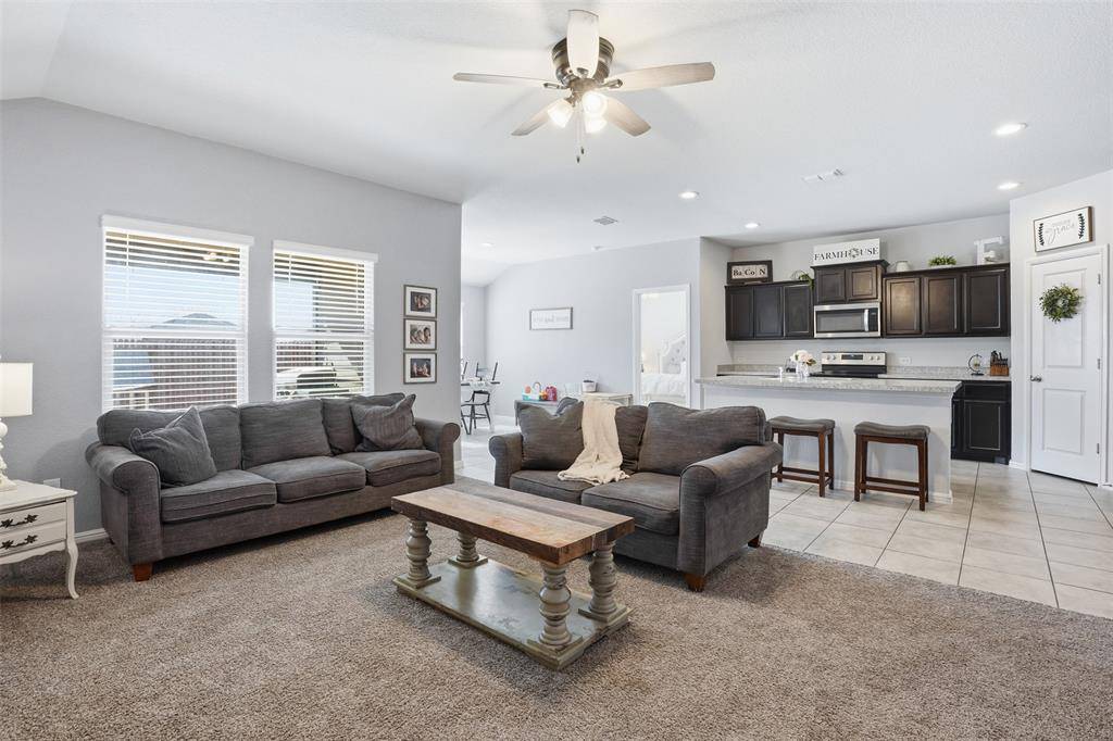 816 Durango Lane, Cleburne, TX 76033