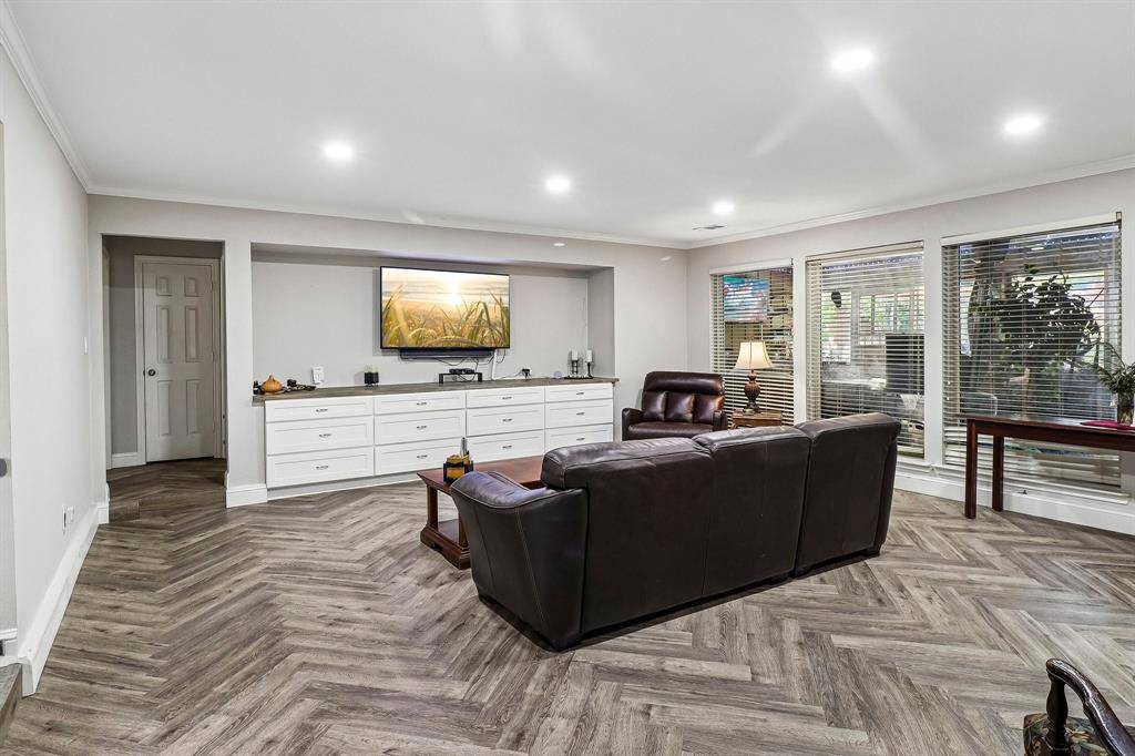 4208 Bretton Bay Circle, Dallas, TX 75287