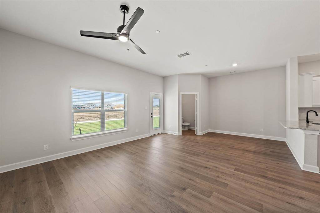 455 MB's Way, Pilot Point, TX 76258