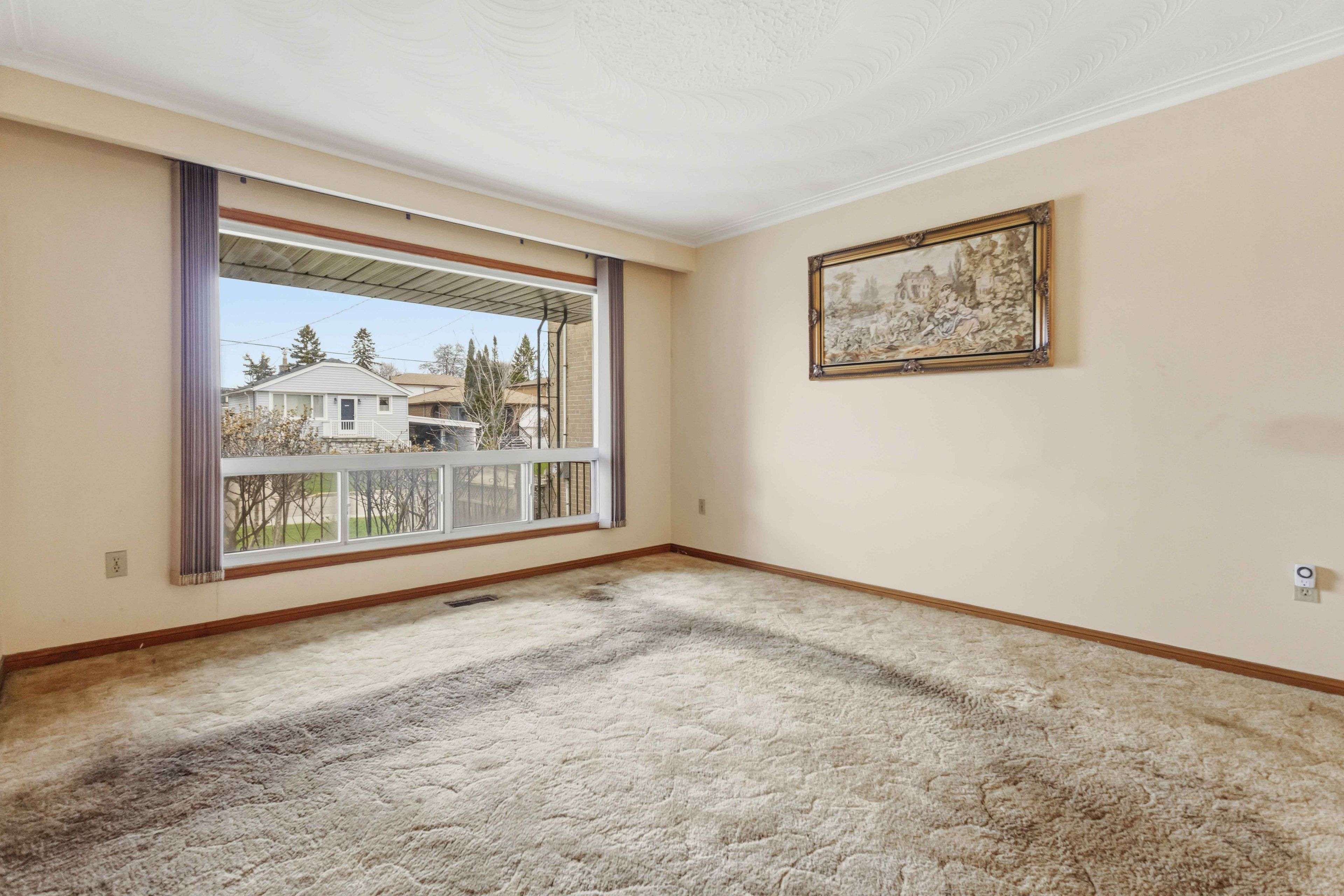 20 Davidson AVE, Toronto E04, ON M1K 1C3