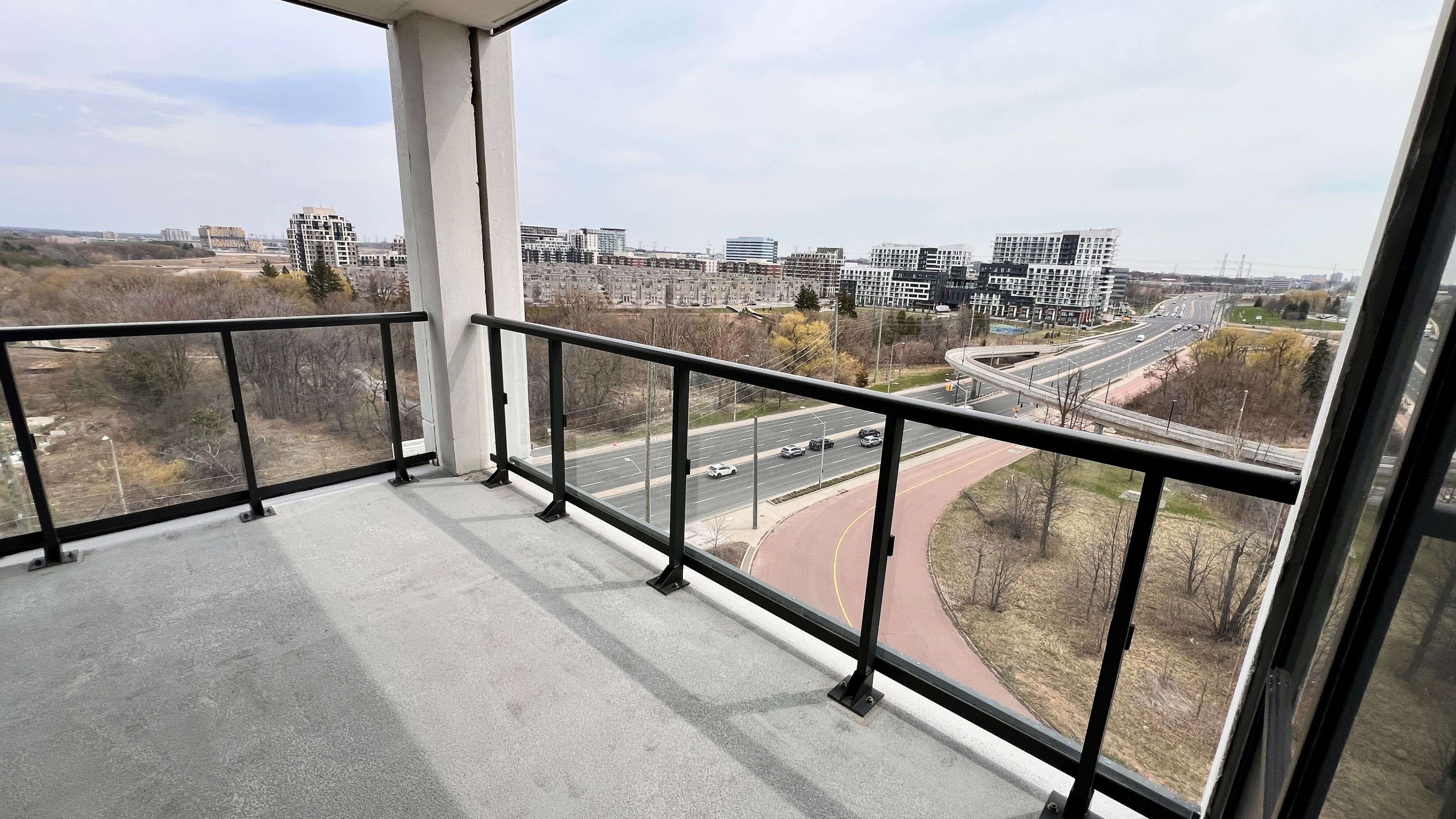 8 cederland DR #1119, Markham, ON L6G 0H4