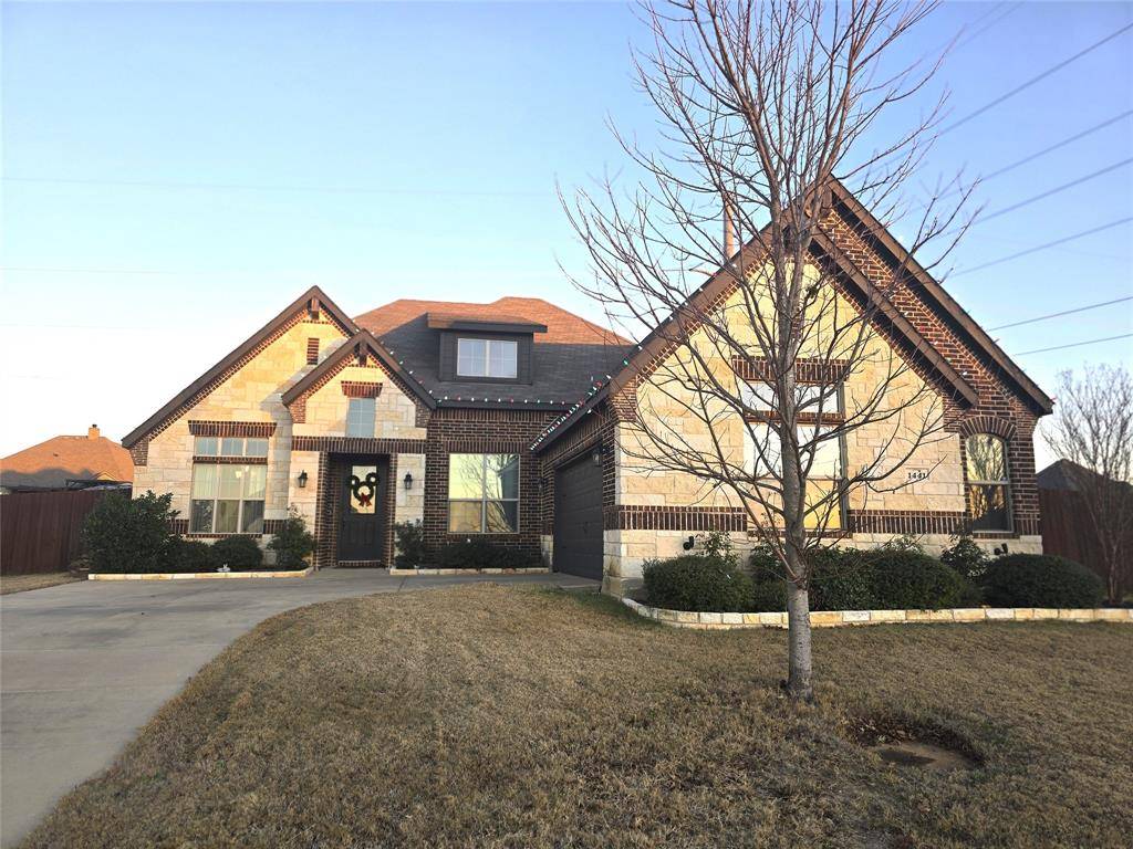 1441 Grassy Meadows Drive, Burleson, TX 76058