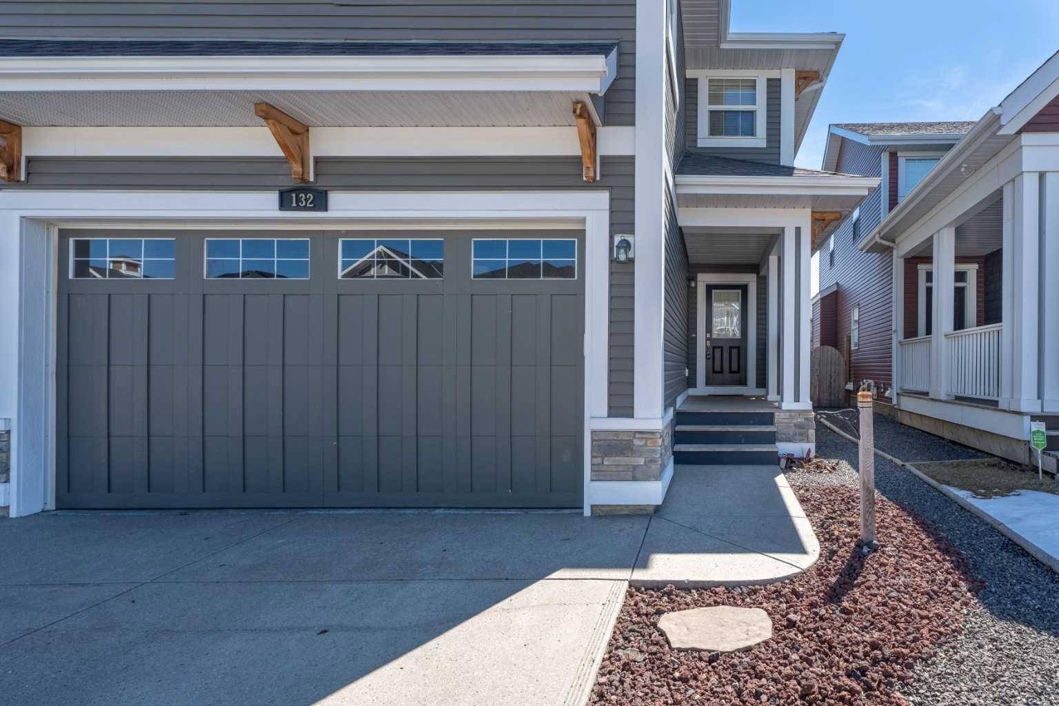 132 Auburn Springs Close SE, Calgary, AB T3M 0Z8