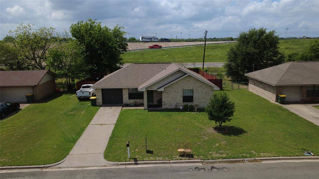 1004 Clover Street, Bellmead, TX 76705