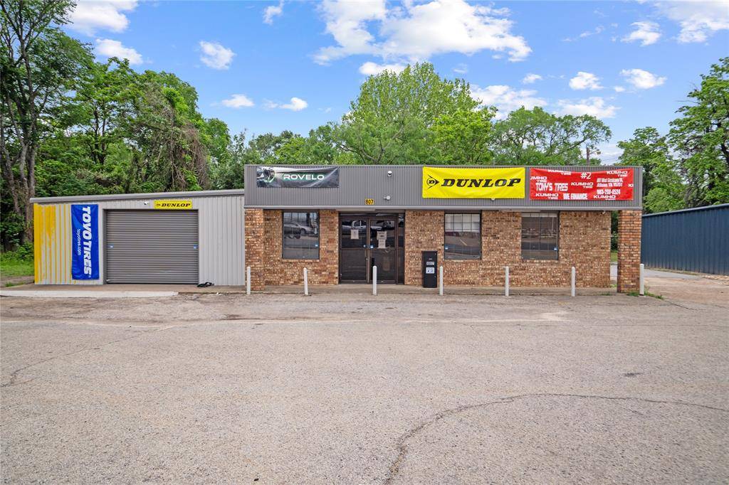807 W Corsicana Street, Athens, TX 75751