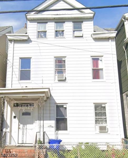 192 Edmund Ave, Paterson City, NJ 07502