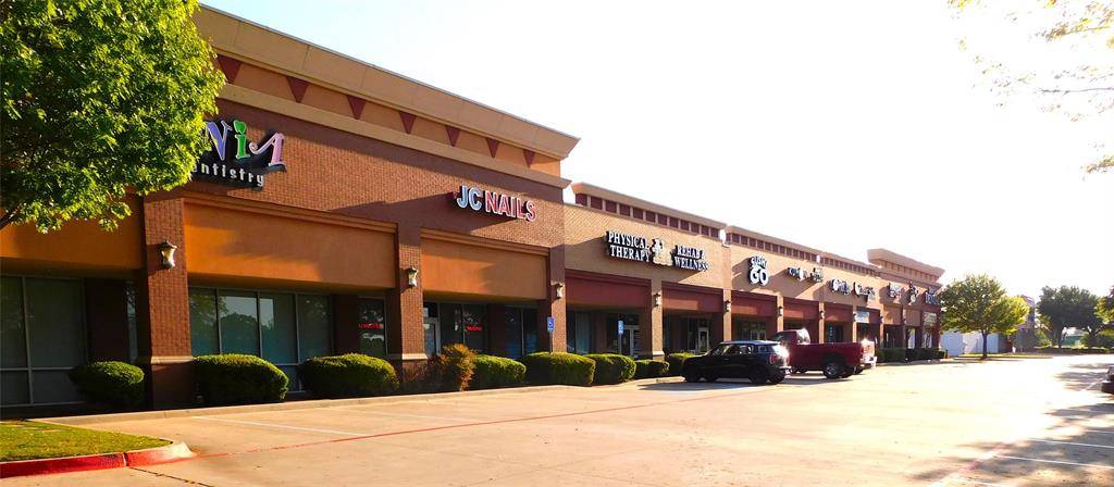 3851 SW Green Oaks, Arlington, TX 76017