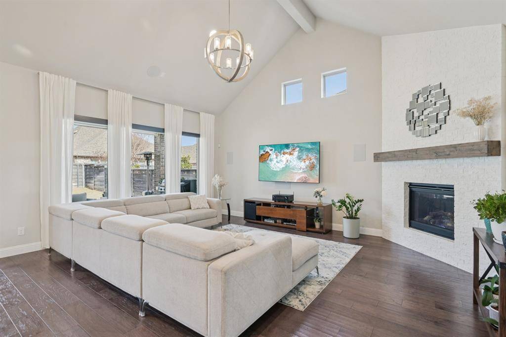 813 Boardwalk Way, Little Elm, TX 76227