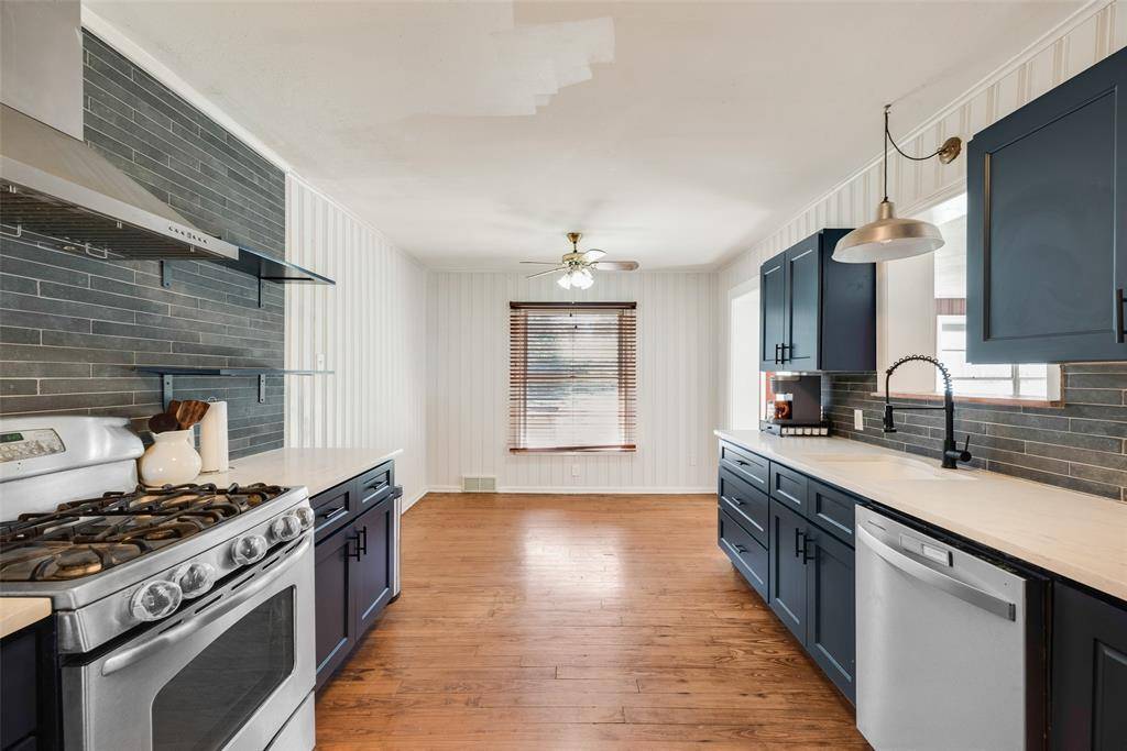 1610 Laurelwood Drive, Denton, TX 76209