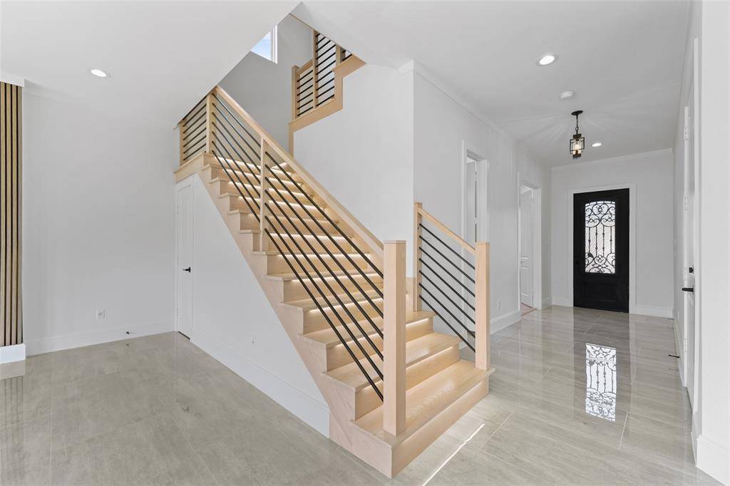 703 Buckalew Street, Dallas, TX 75208