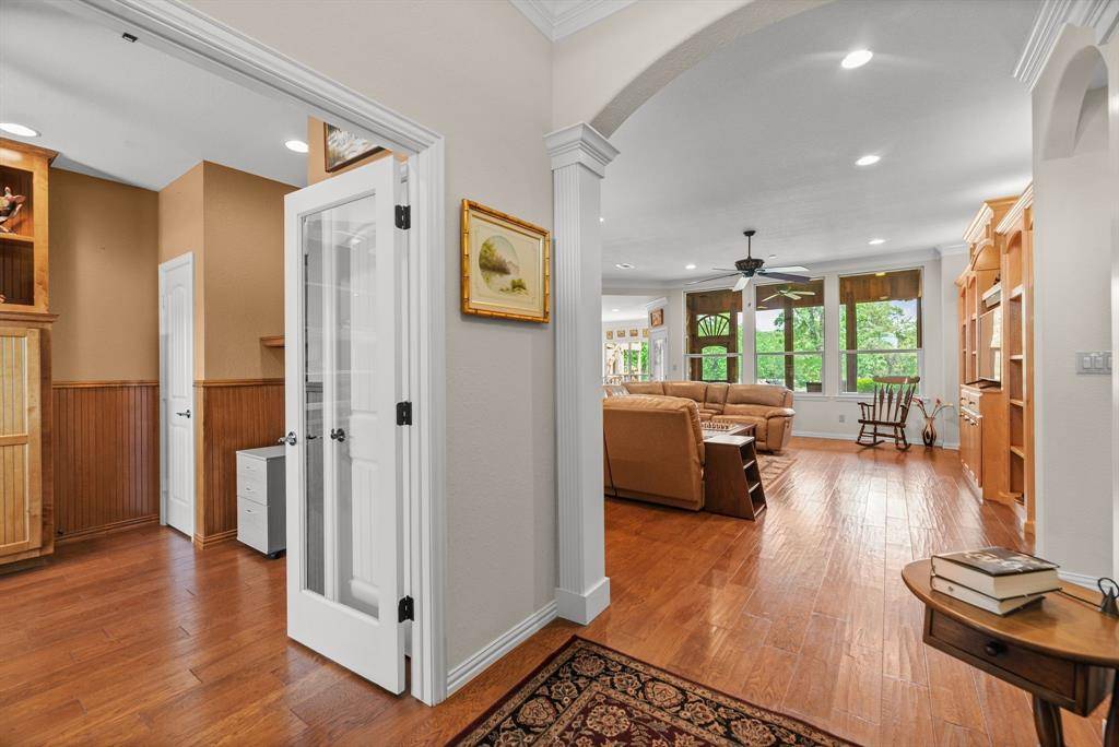 205 Canal Street, Corsicana, TX 75109