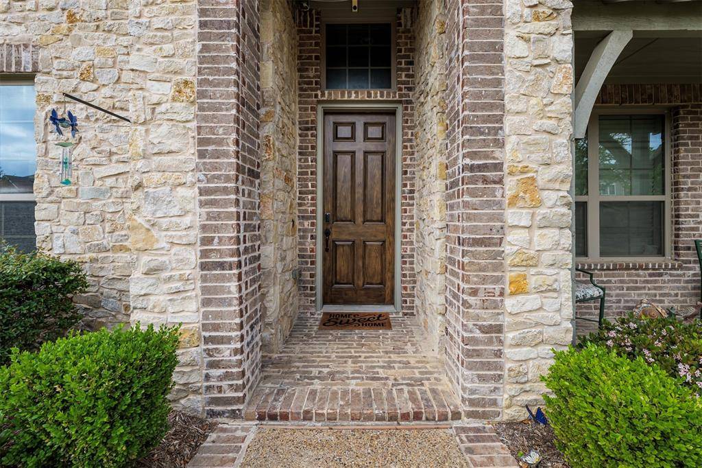 4202 Cascade Sky Drive, Arlington, TX 76005