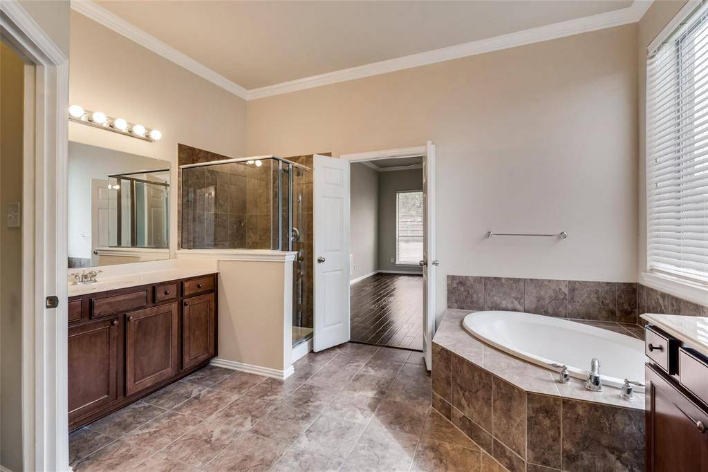 730 Rosewood Drive, Murphy, TX 75094