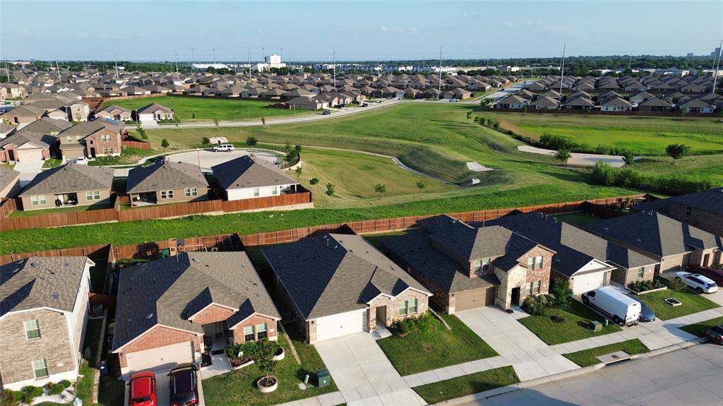 1306 Saddlehorn Drive, Denton, TX 76207