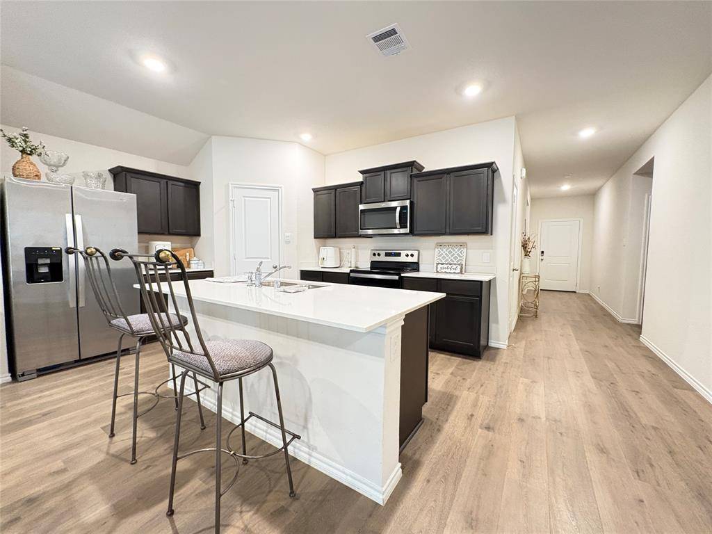 1306 Saddlehorn Drive, Denton, TX 76207