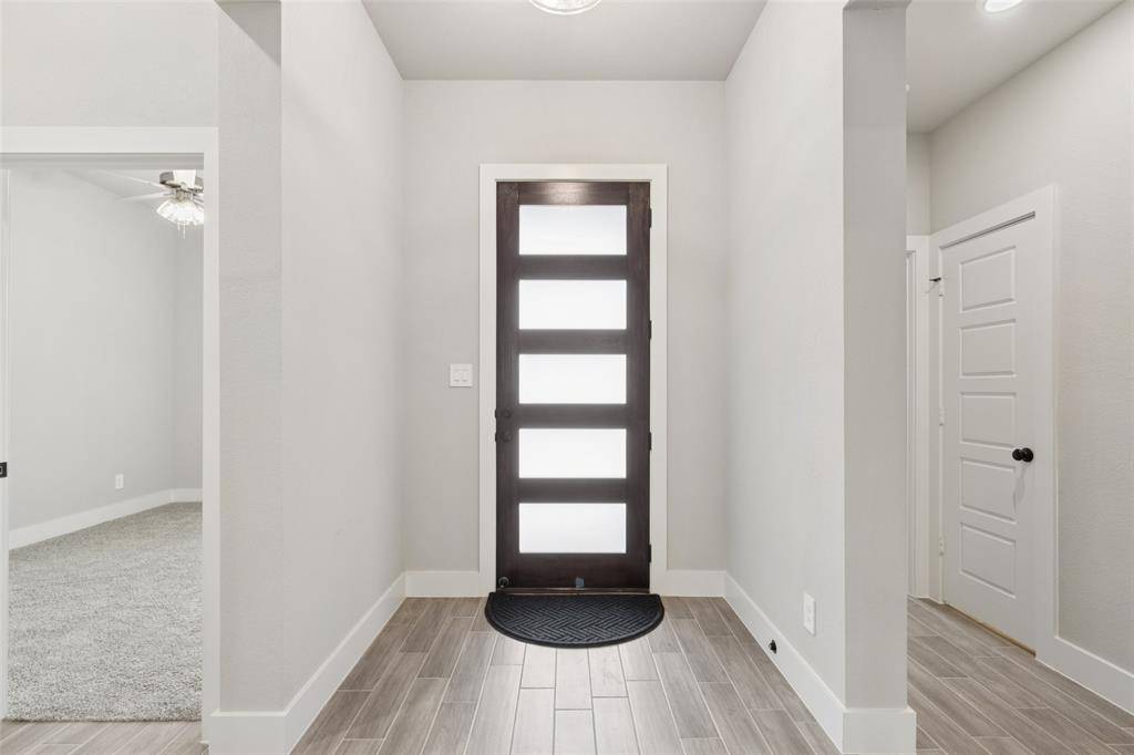 632 Mooney Drive, Saginaw, TX 76179