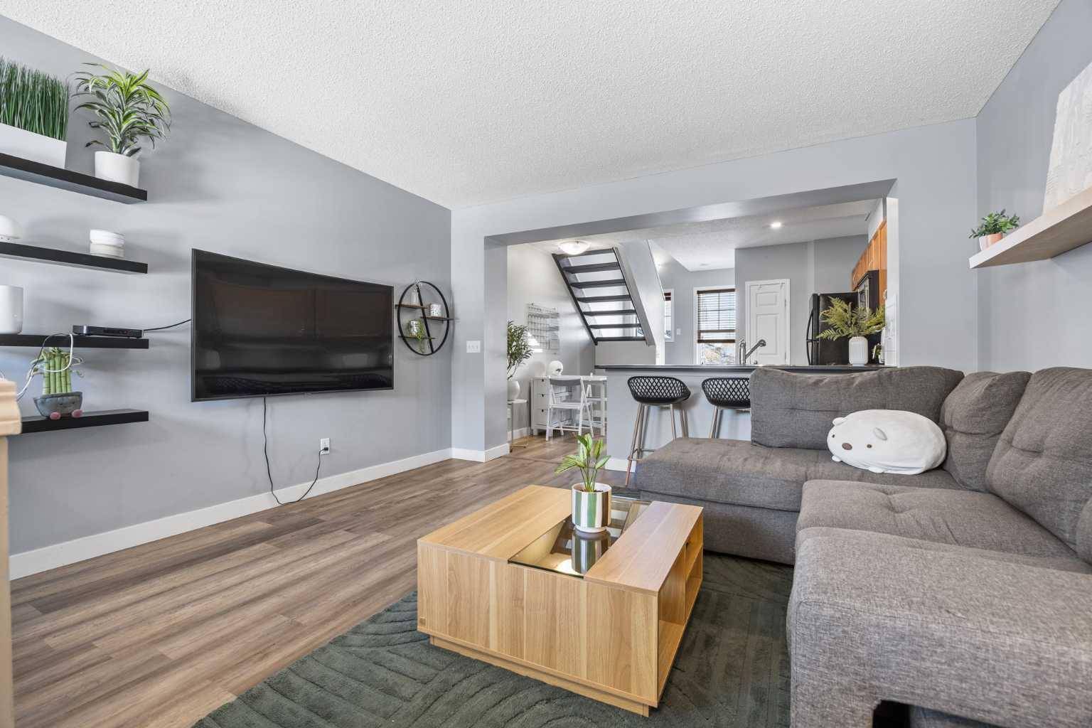 3065 New Brighton GDNS SE, Calgary, AB T2Z 0A4