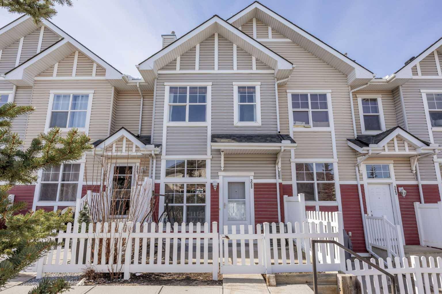 3065 New Brighton GDNS SE, Calgary, AB T2Z 0A4