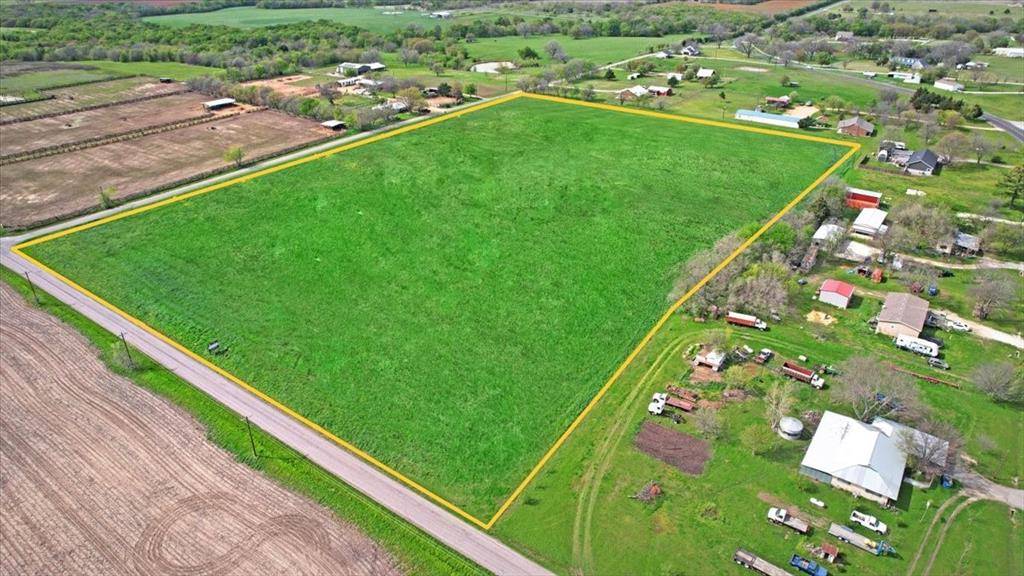 000 Hog Creek Road, Collinsville, TX 76233