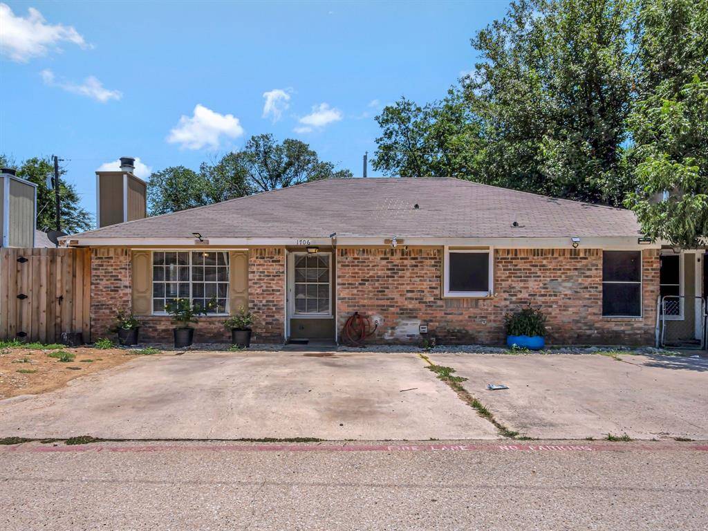 1706 Windsong Lane, Irving, TX 75060