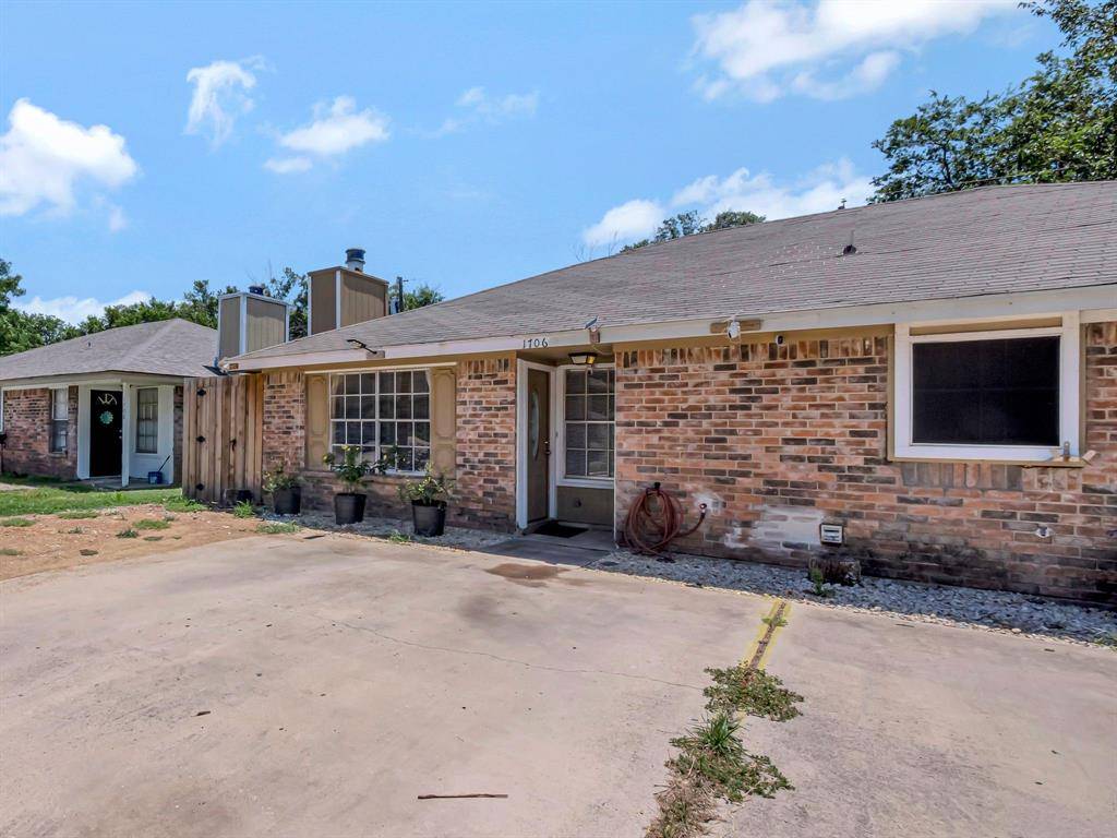 1706 Windsong Lane, Irving, TX 75060