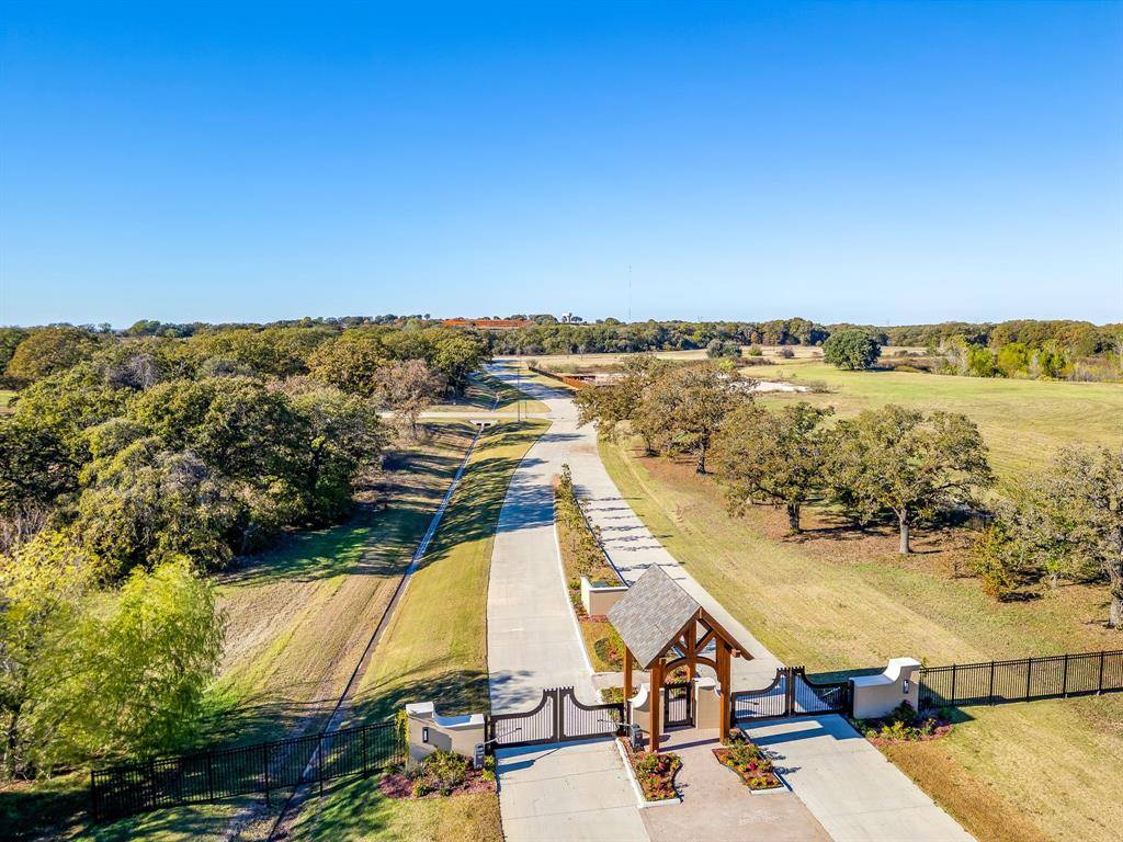 1220 Nottaway Court, Burleson, TX 76028