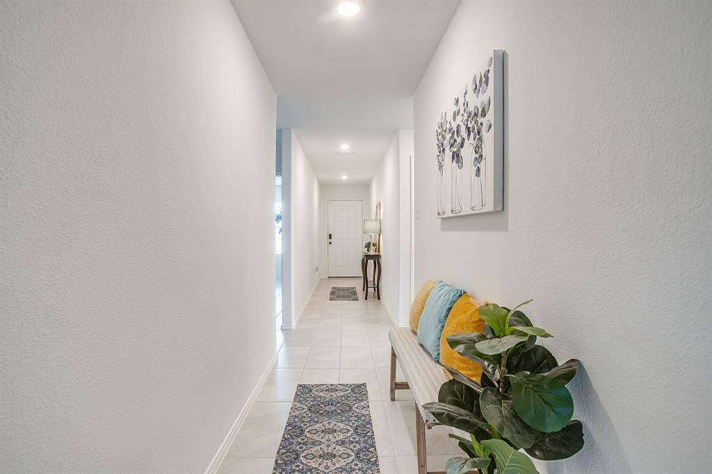 8300 Hollow Bend Street, Fort Worth, TX 76123