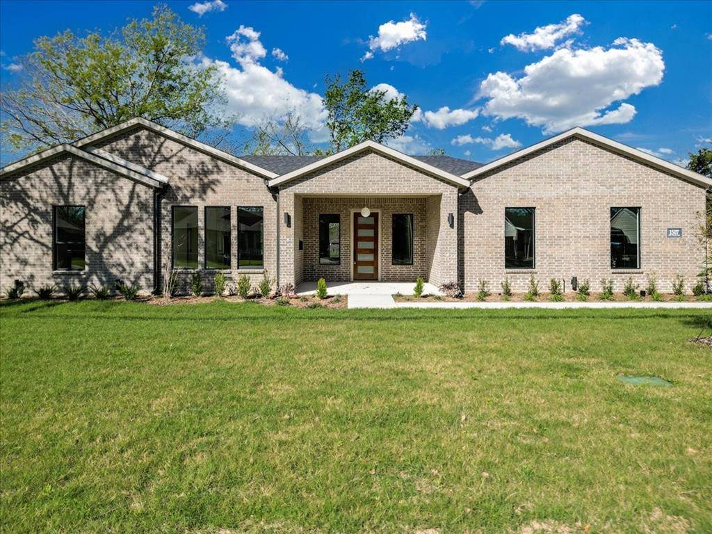 1507 Elk Creek Road, Dallas, TX 75253