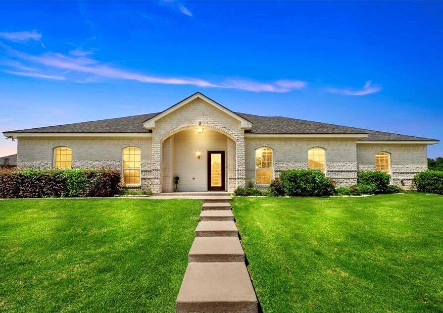 32 North Shore Circle, Waco, TX 76708