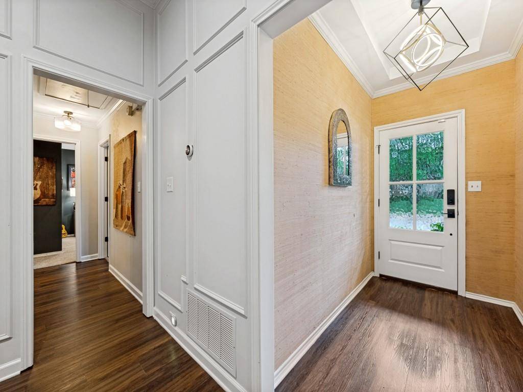 2526 Dove Creek Lane, Carrollton, TX 75006