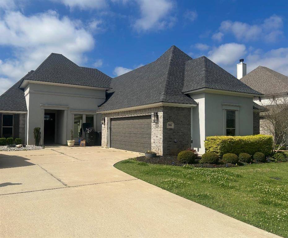 908 Chisolm Trail, Bossier City, LA 71111