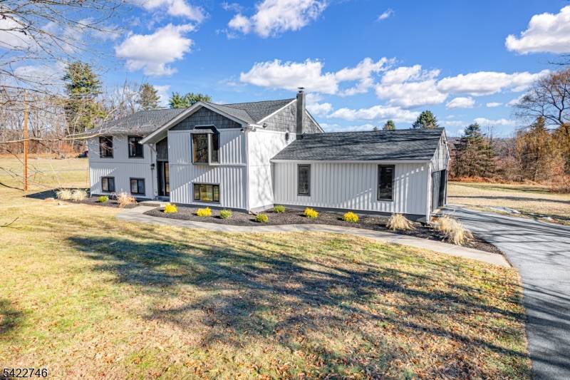 37 Newton Ave, Frankford Twp., NJ 07826