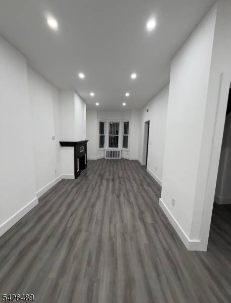 101 Garside St, Newark City, NJ 07104