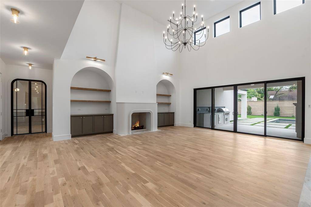 5510 Del Roy Drive, Dallas, TX 75230