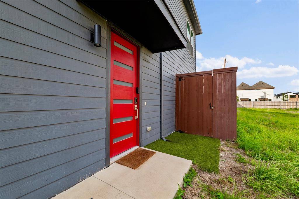 2406 Merlin Street, Dallas, TX 75215