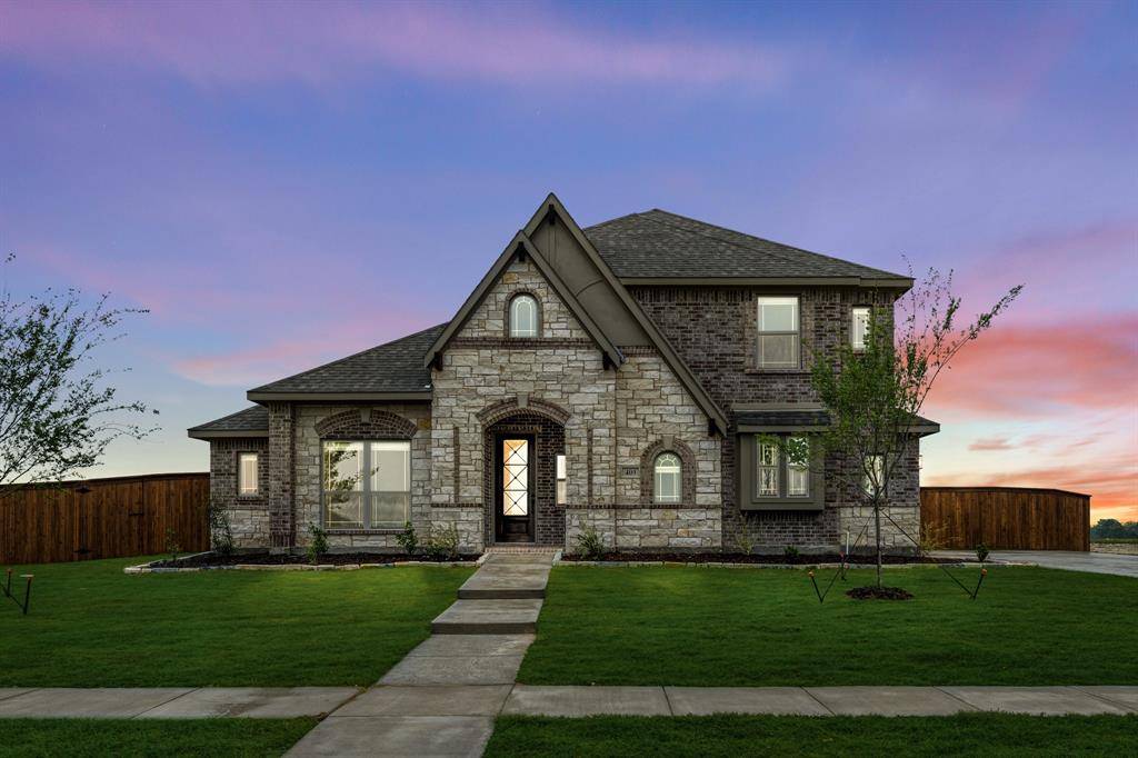 409 Loftsmoor Lane, Red Oak, TX 75154