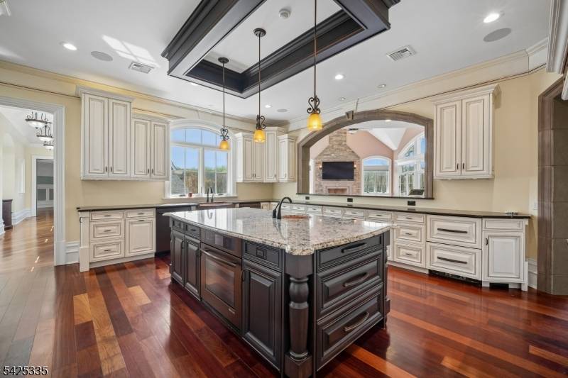 318 Franklin Rd, Denville Twp., NJ 07834