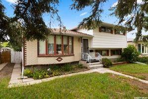 1015 12th AVENUE E, Regina, SK S4N 4W1