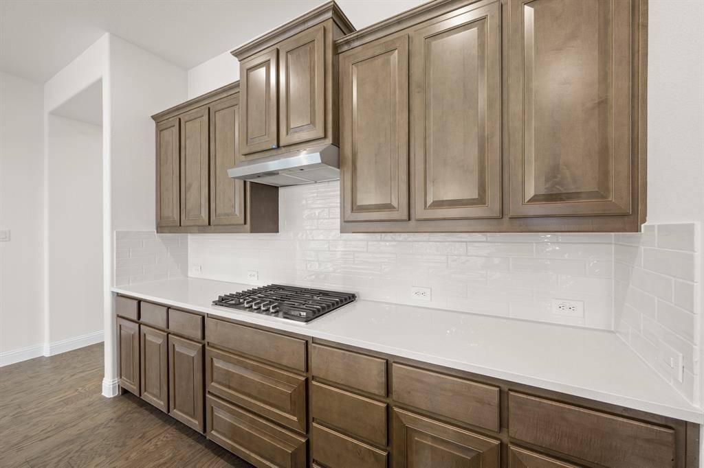 1813 Golden Meadow Court, Cleburne, TX 76033