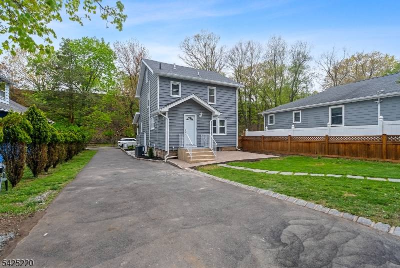 6 Dawes Ave, West Orange Twp., NJ 07052