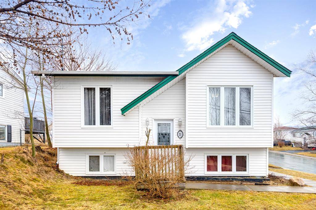 21 Nichol Avenue, Conception Bay South, NL A1X6X1