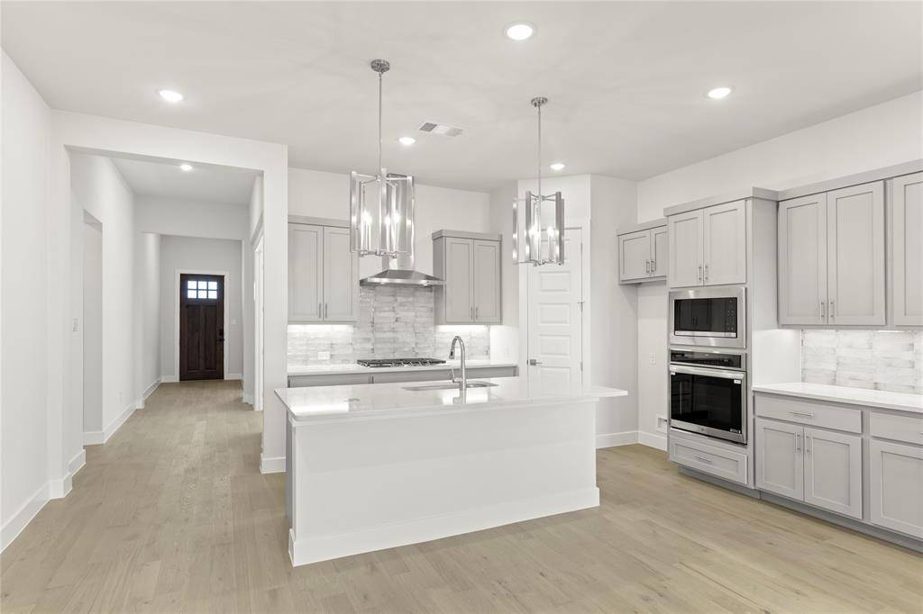 1044 Olympic Drive, Rockwall, TX 75087