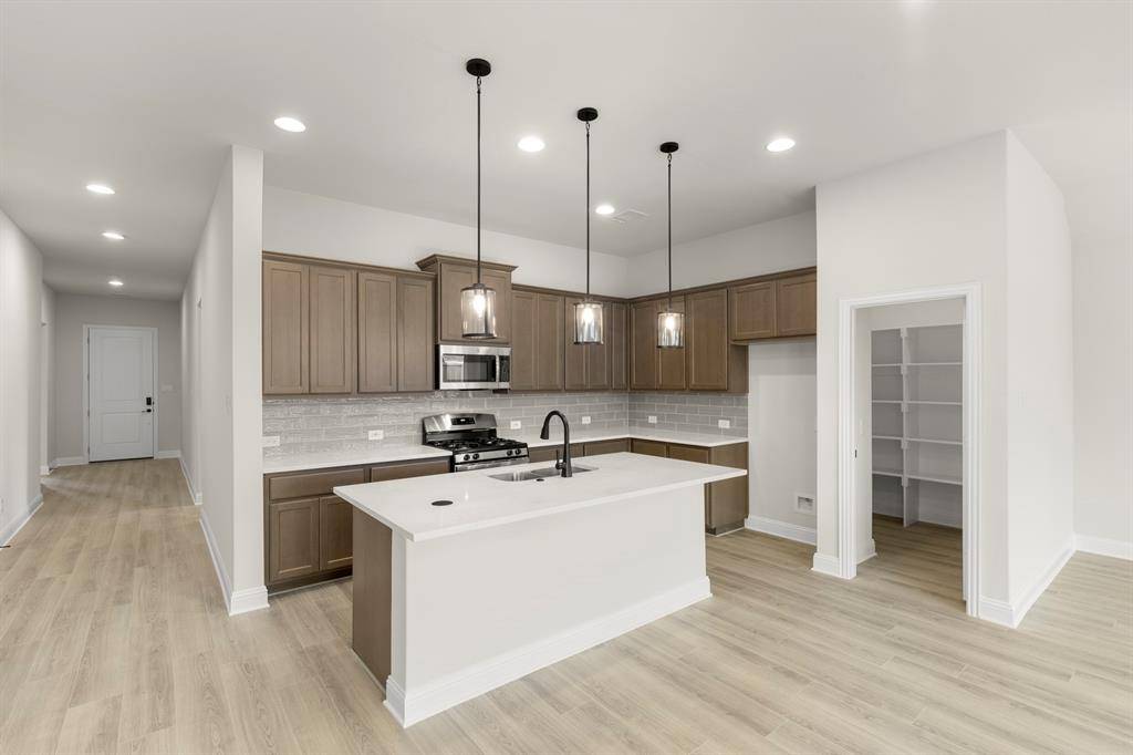 3107 Goldfinch Drive, Royse City, TX 75189